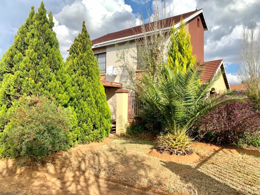 3 Bedroom Property for Sale in Mandela View Free State